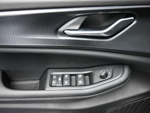 new 2025 Jeep Grand Cherokee car, priced at $35,975