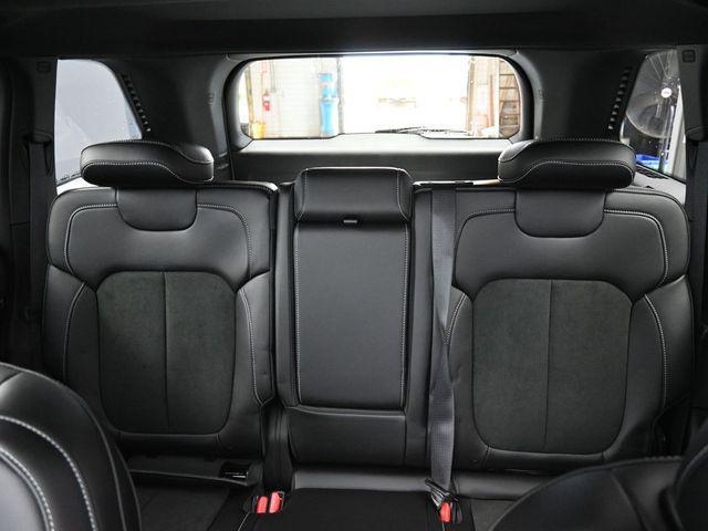 new 2025 Jeep Grand Cherokee car, priced at $35,975