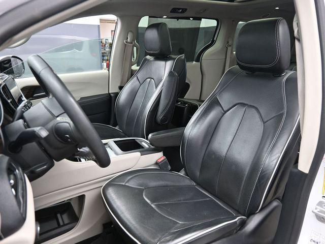 used 2023 Chrysler Pacifica car, priced at $24,995