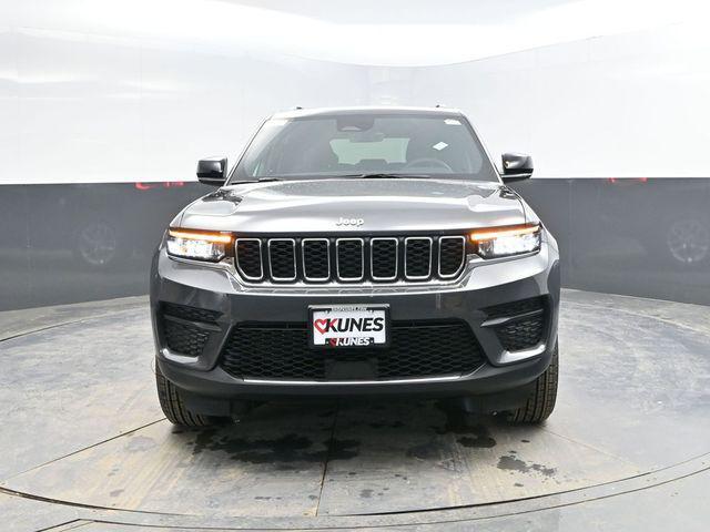 new 2026 Jeep Grand Cherokee car, priced at $43,270