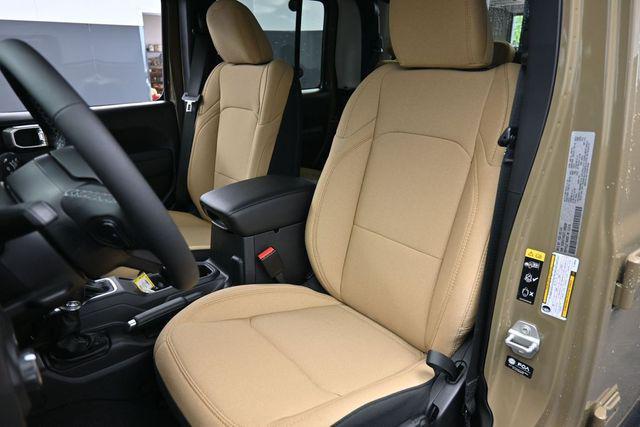 new 2026 Jeep Gladiator car, priced at $54,062