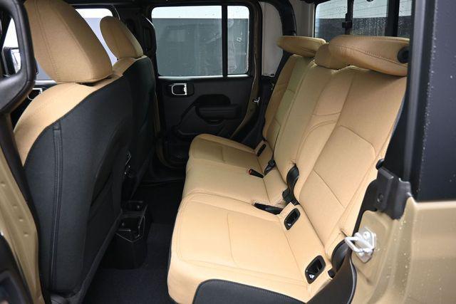 new 2026 Jeep Gladiator car, priced at $54,062