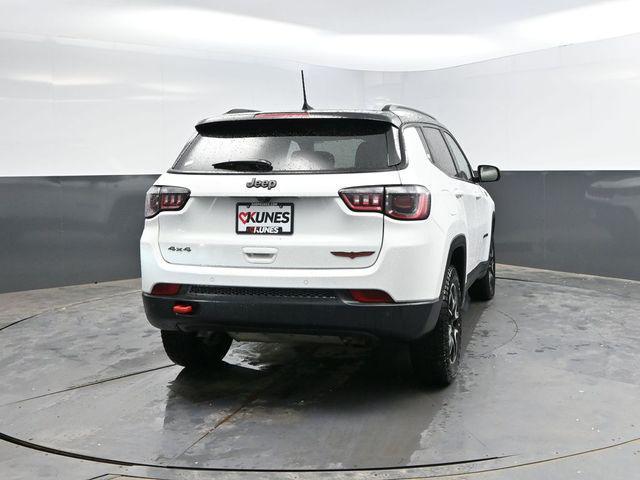 used 2025 Jeep Compass car, priced at $23,817
