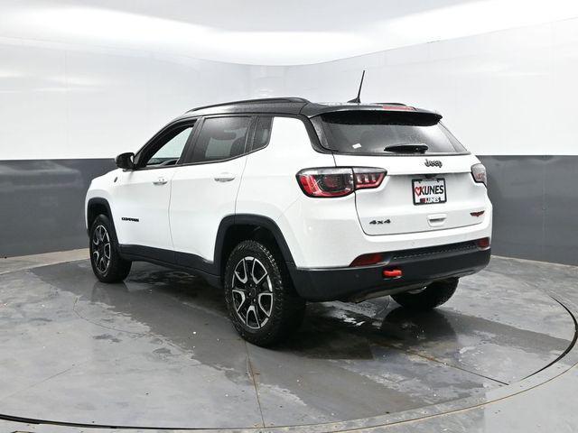 used 2025 Jeep Compass car, priced at $23,817