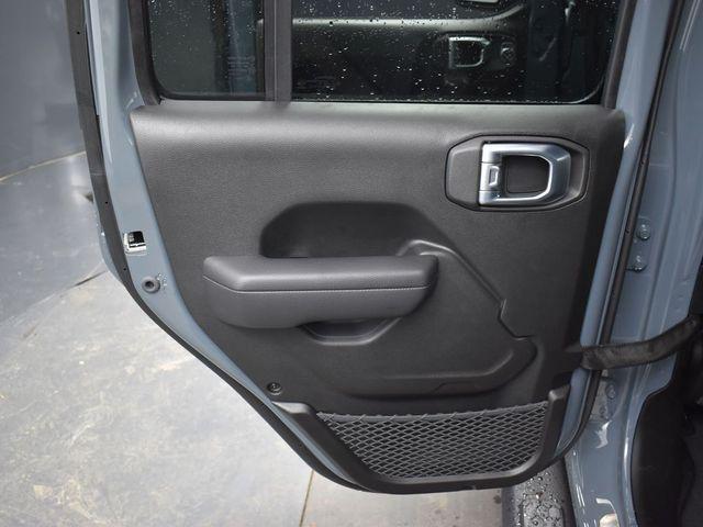 new 2025 Jeep Wrangler car, priced at $48,801