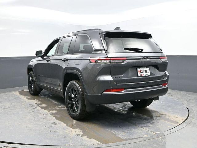 new 2026 Jeep Grand Cherokee car, priced at $47,874