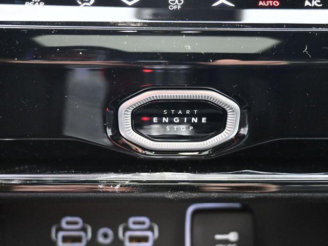 new 2026 Jeep Grand Cherokee car, priced at $47,874