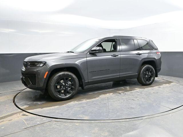 new 2026 Jeep Grand Cherokee car, priced at $43,787