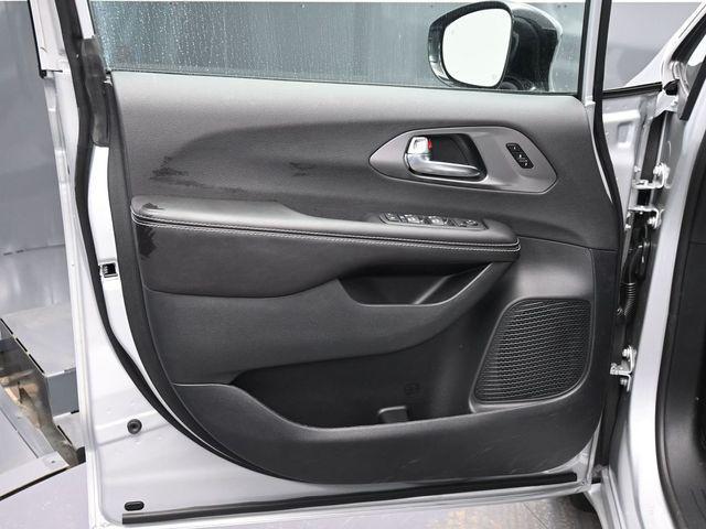 new 2026 Chrysler Pacifica car, priced at $48,204