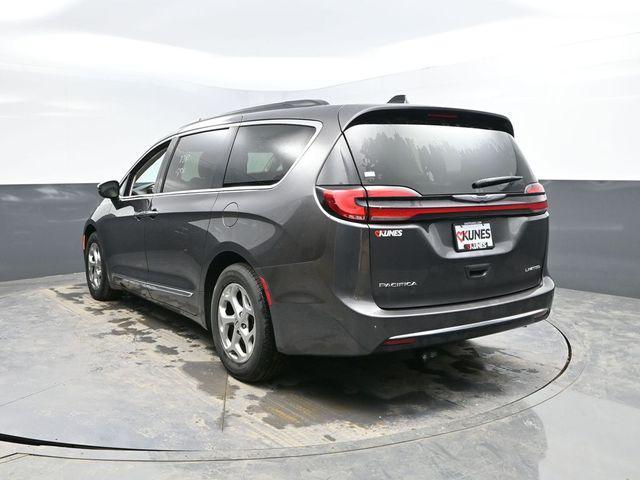 used 2023 Chrysler Pacifica car, priced at $26,998