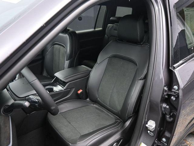 new 2026 Jeep Grand Cherokee L car, priced at $47,411