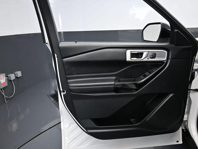 used 2021 Ford Explorer car, priced at $31,995