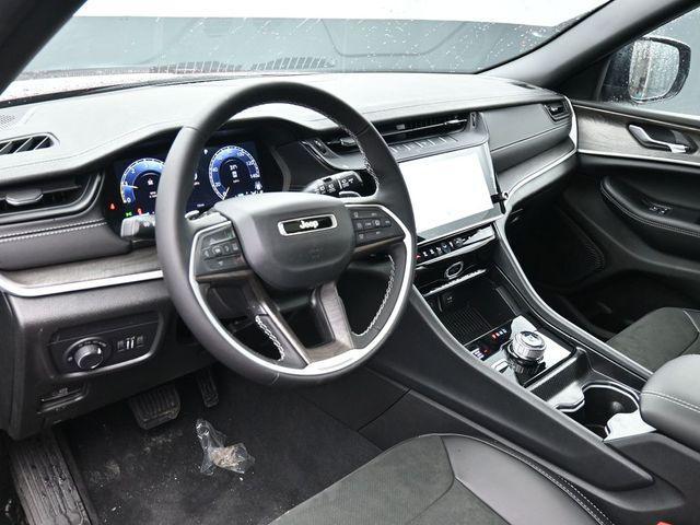 new 2026 Jeep Grand Cherokee car, priced at $45,427