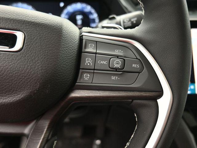 new 2026 Jeep Grand Cherokee car, priced at $45,427