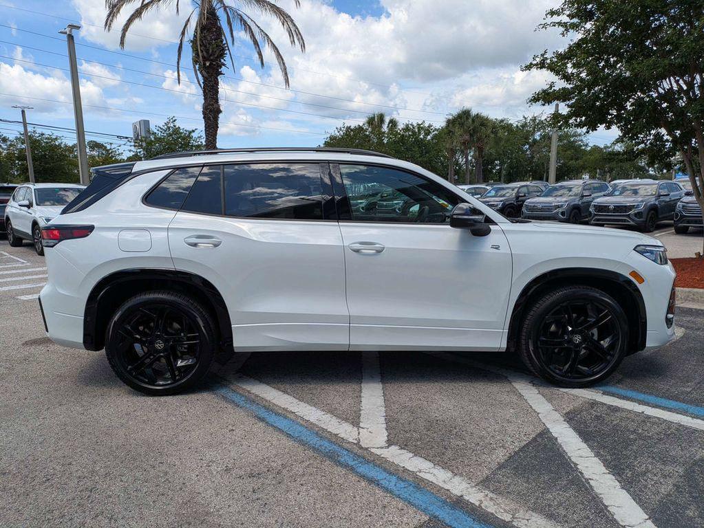 new 2026 Volkswagen Tiguan car, priced at $38,654
