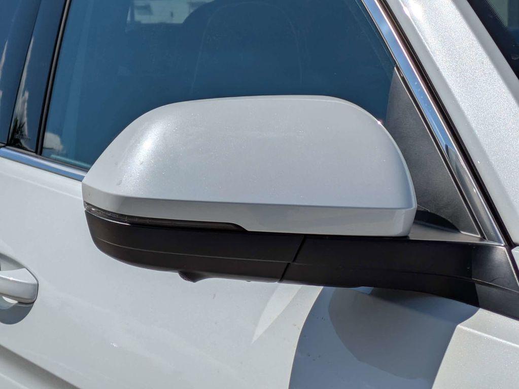 new 2026 Volkswagen Atlas Cross Sport car, priced at $54,859