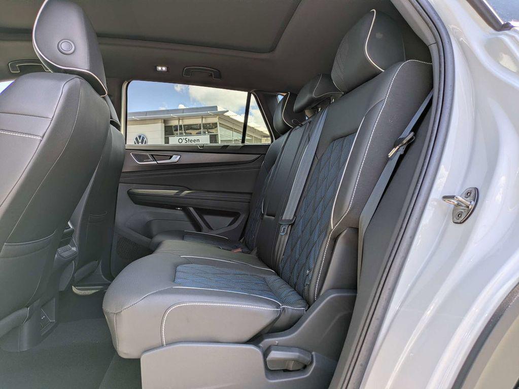new 2026 Volkswagen Atlas Cross Sport car, priced at $54,859