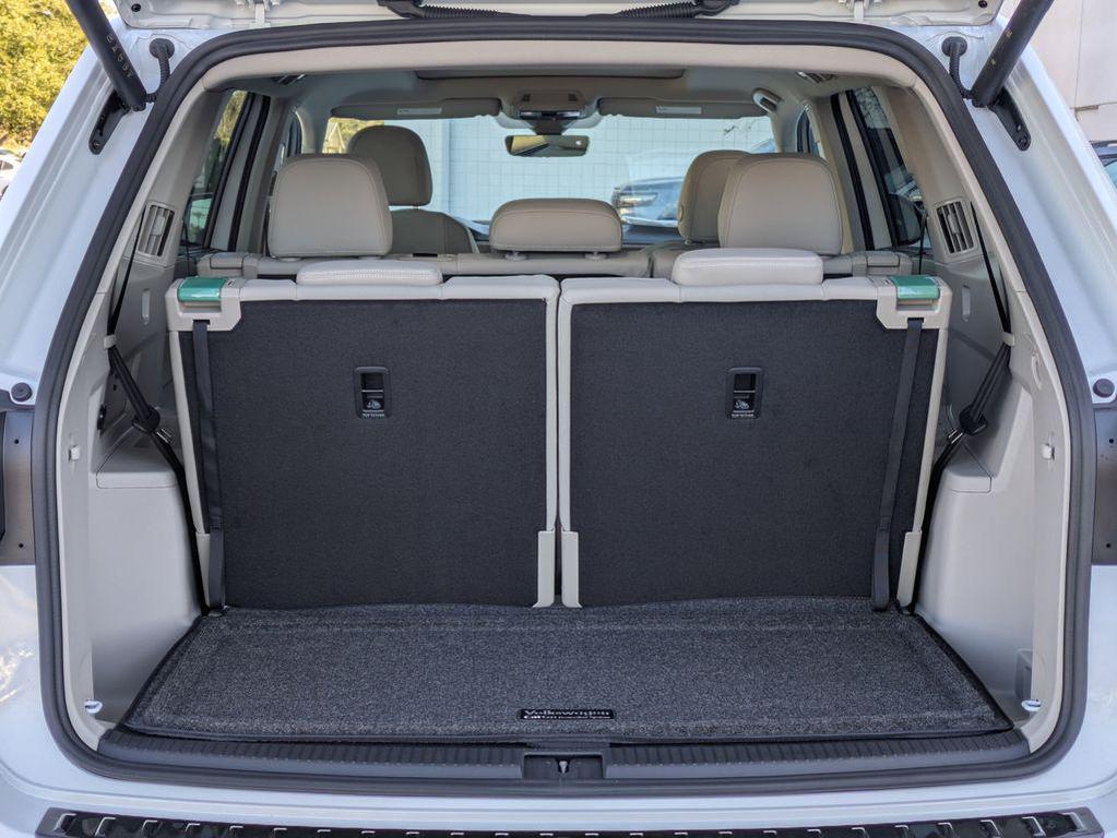 new 2026 Volkswagen Atlas car, priced at $47,499
