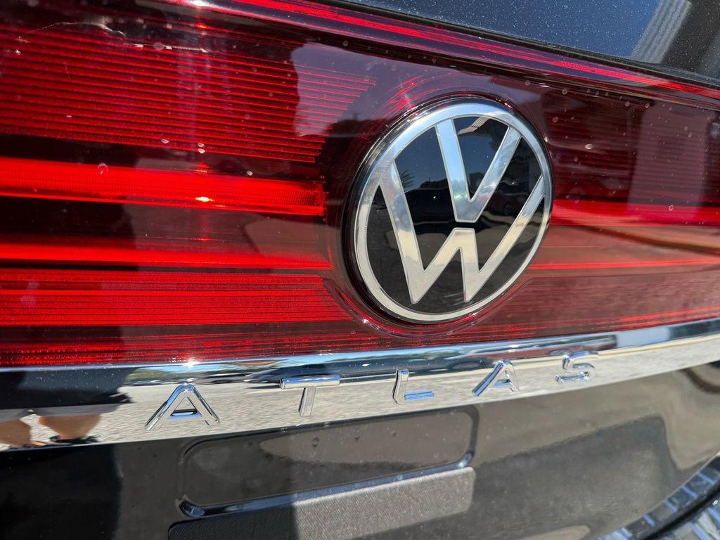 new 2026 Volkswagen Atlas car, priced at $46,295