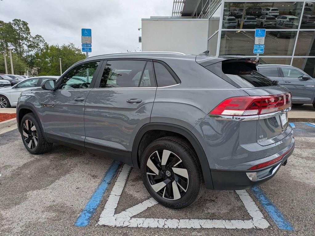 new 2026 Volkswagen Atlas Cross Sport car, priced at $43,772