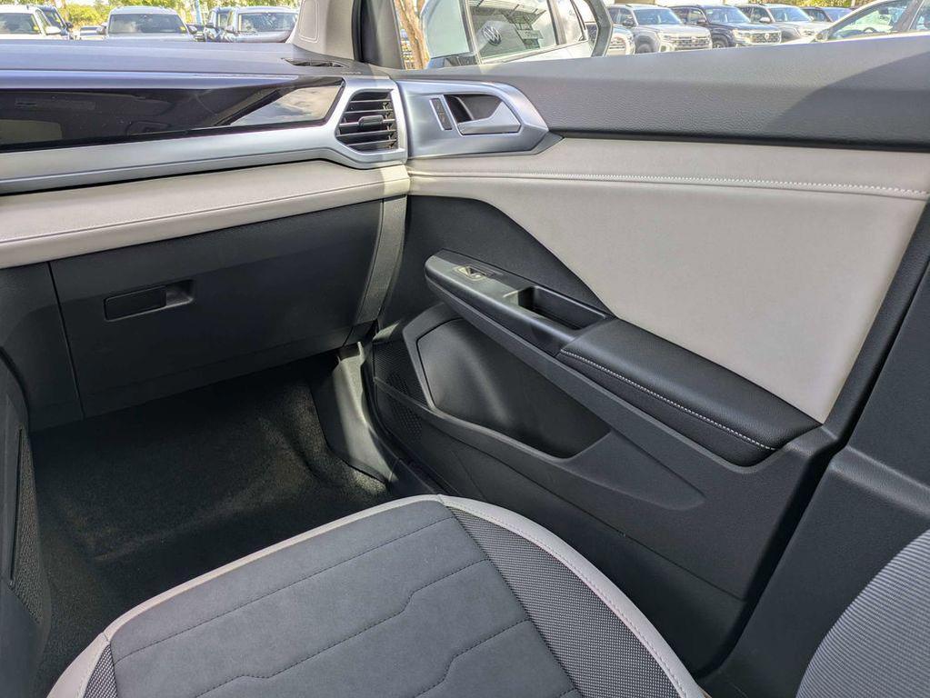new 2026 Volkswagen Taos car, priced at $32,156