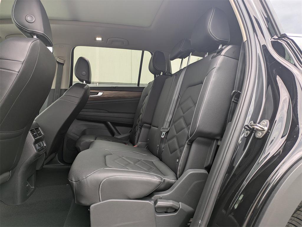 new 2026 Volkswagen Atlas car