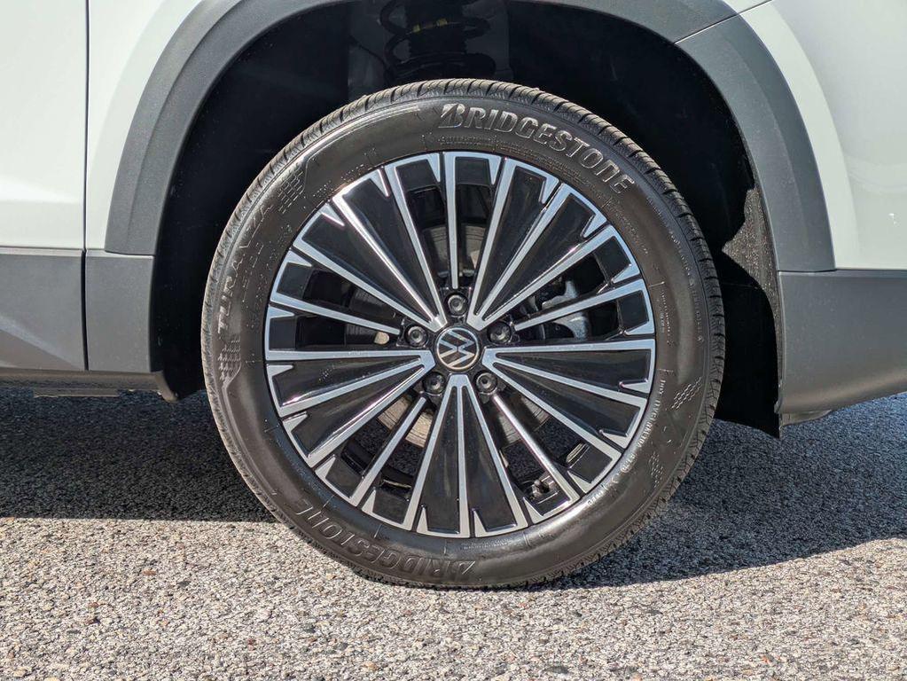 new 2026 Volkswagen Taos car, priced at $30,347