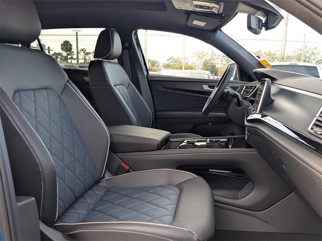 new 2026 Volkswagen Atlas Cross Sport car, priced at $54,897