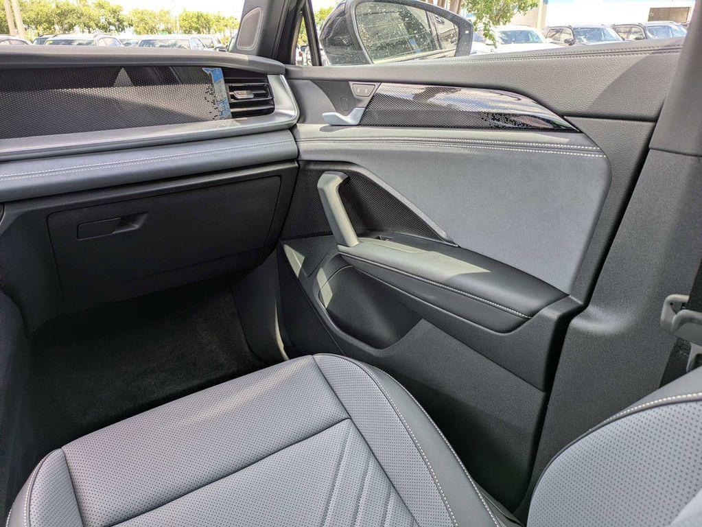 new 2026 Volkswagen Tiguan car, priced at $38,078