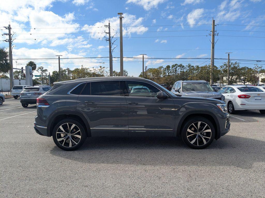 new 2026 Volkswagen Atlas Cross Sport car, priced at $55,295