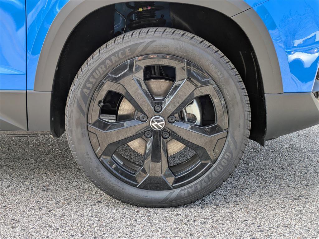 new 2026 Volkswagen Taos car, priced at $38,197