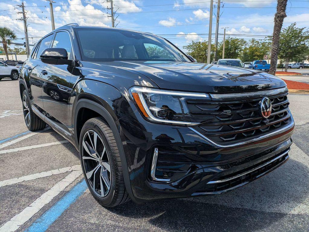 new 2026 Volkswagen Atlas Cross Sport car, priced at $54,065