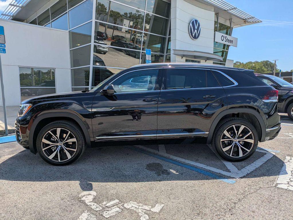 new 2026 Volkswagen Atlas Cross Sport car, priced at $54,065