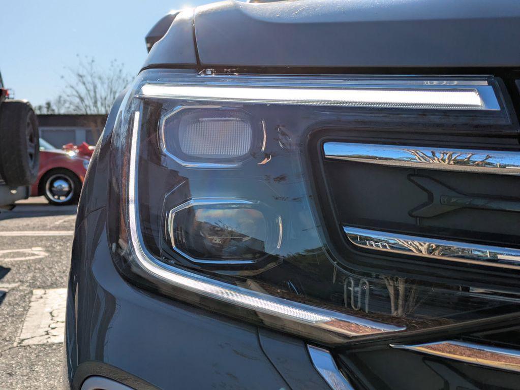 new 2026 Volkswagen Atlas car, priced at $48,486
