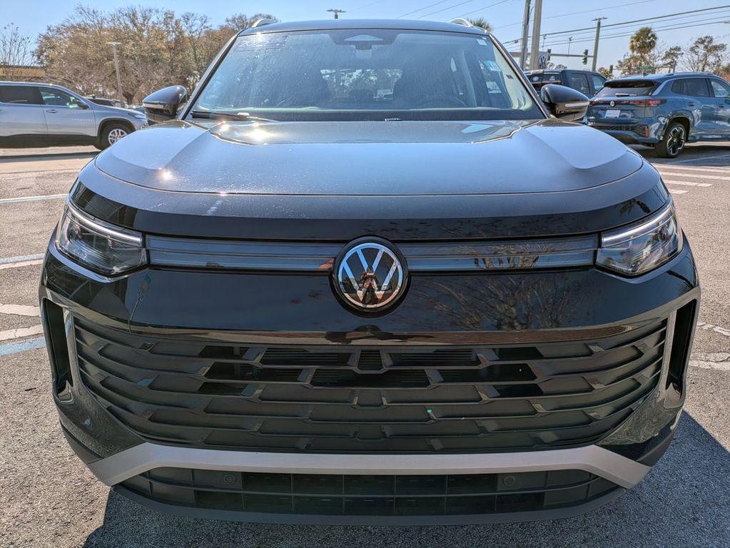 used 2025 Volkswagen Tiguan car, priced at $26,995