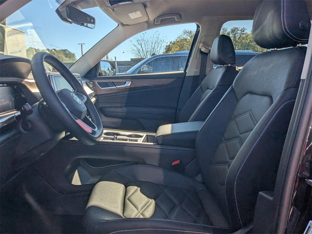 new 2026 Volkswagen Atlas car, priced at $41,996