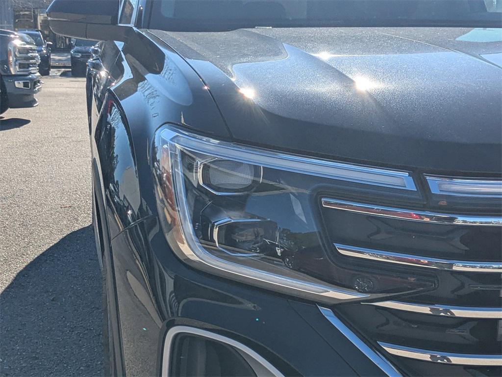 new 2026 Volkswagen Atlas car, priced at $41,996