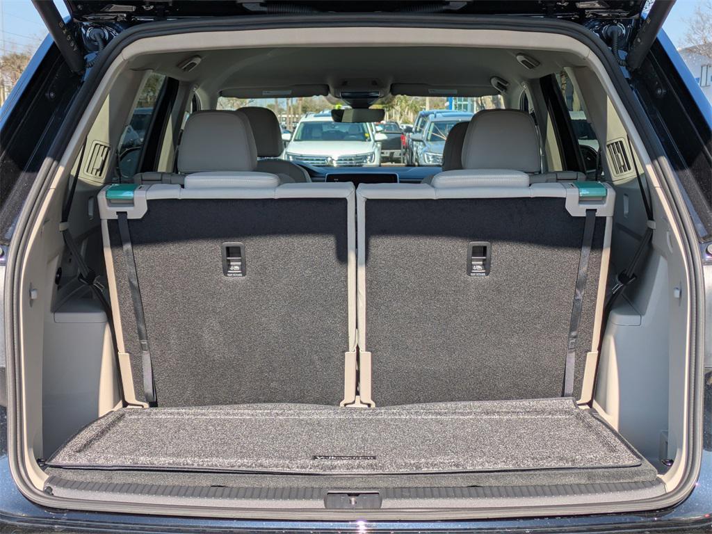 new 2026 Volkswagen Atlas car, priced at $47,588