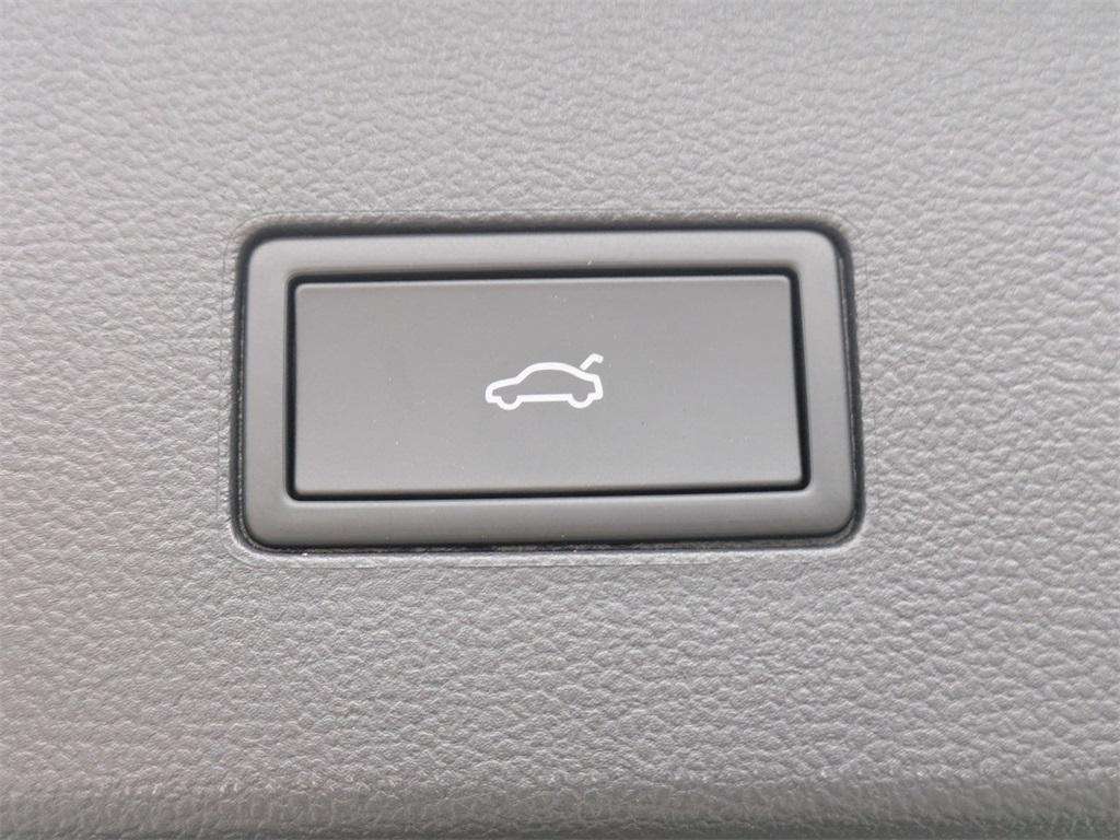 new 2026 Volkswagen Atlas car, priced at $47,499