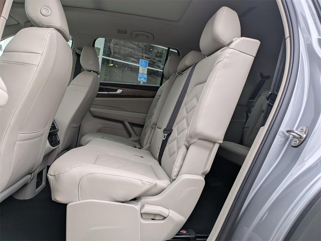 new 2026 Volkswagen Atlas car, priced at $47,499