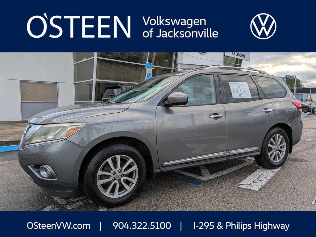 used 2015 Nissan Pathfinder car, priced at $7,995