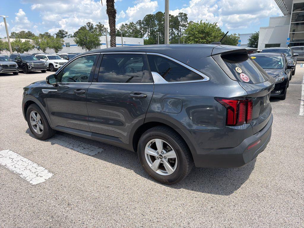 used 2021 Kia Sorento car, priced at $18,495