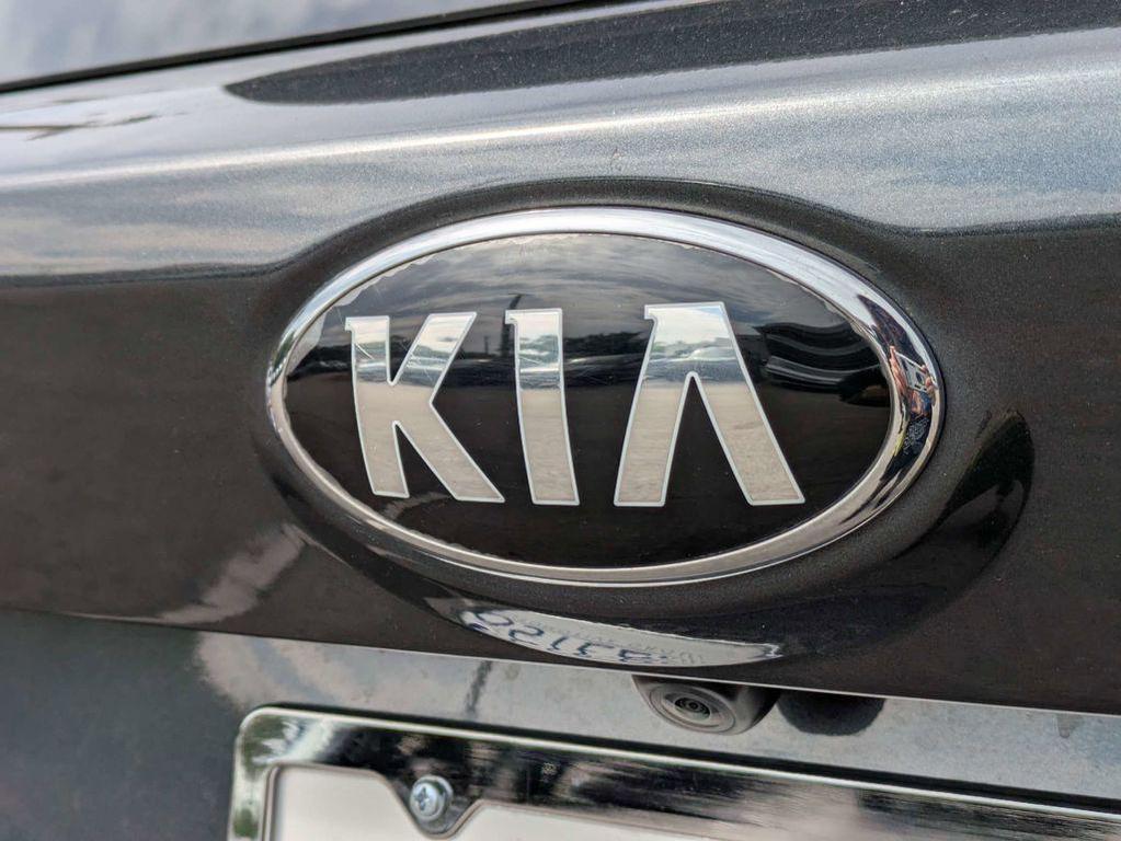 used 2021 Kia Sorento car, priced at $17,390