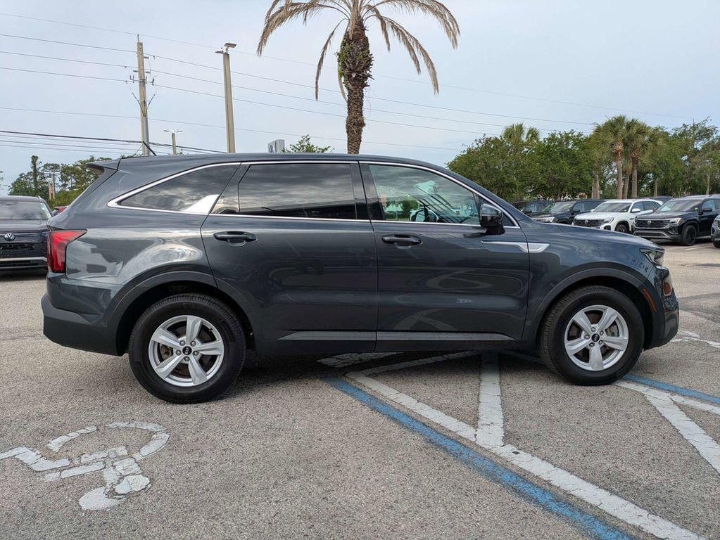 used 2021 Kia Sorento car, priced at $17,390