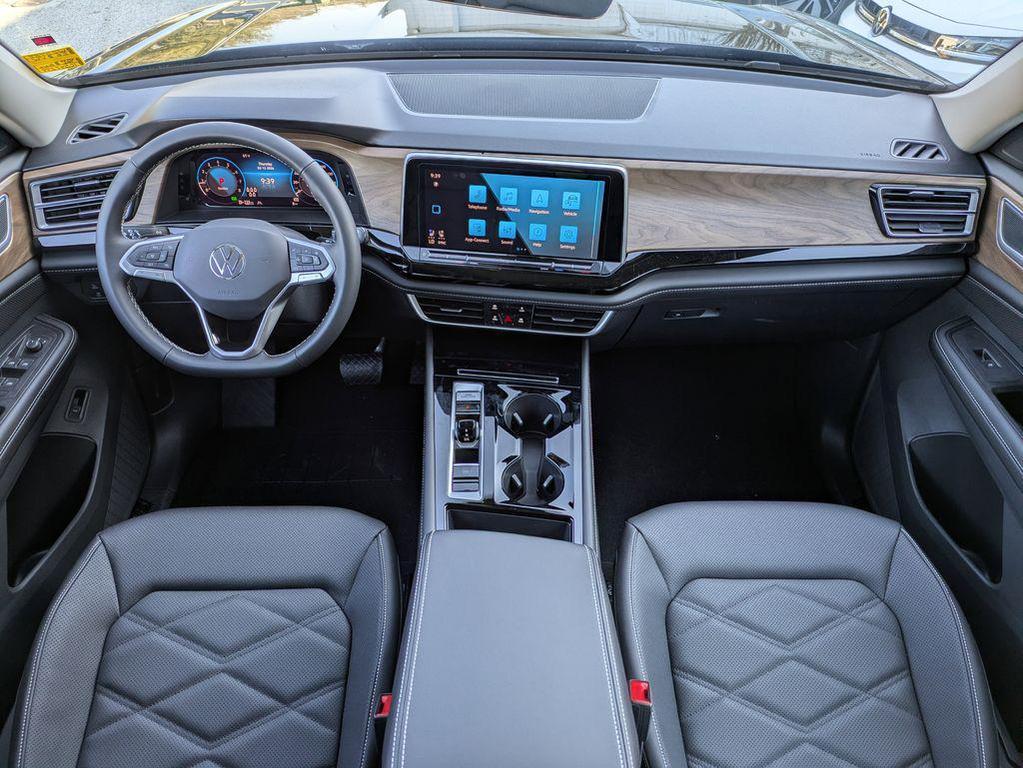 new 2026 Volkswagen Atlas car, priced at $45,673