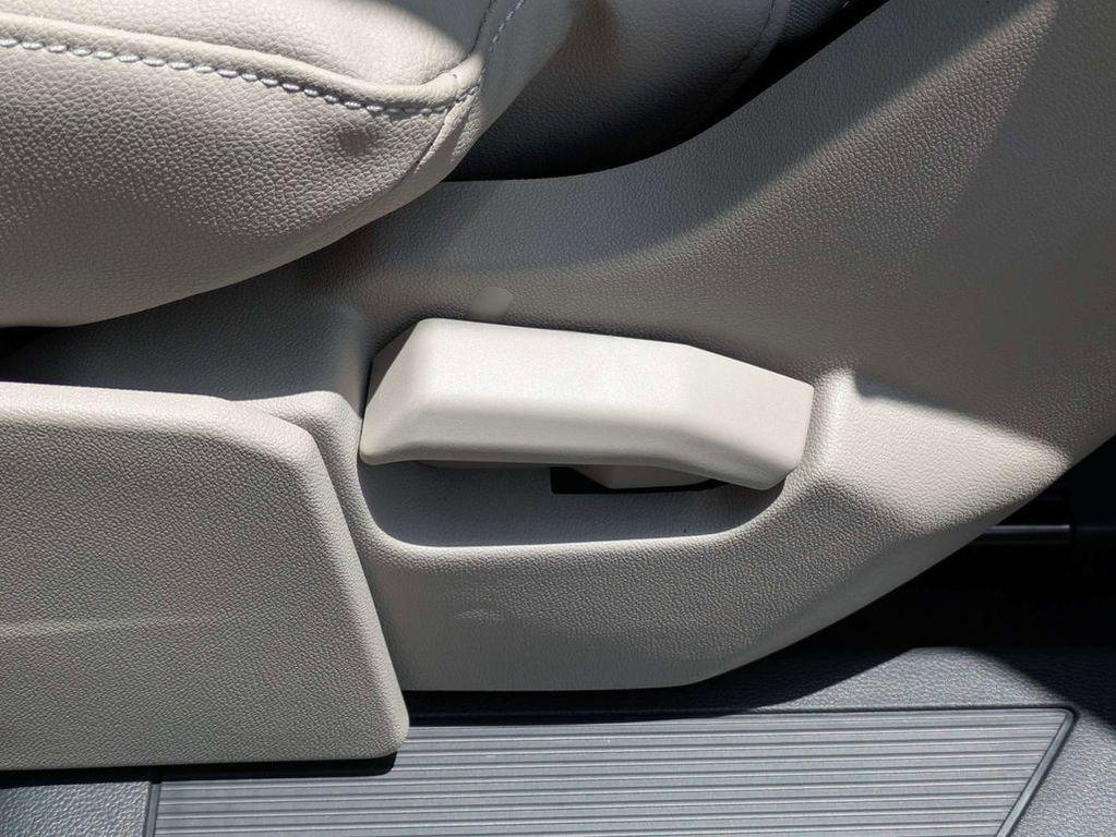 new 2026 Volkswagen Atlas car, priced at $46,338