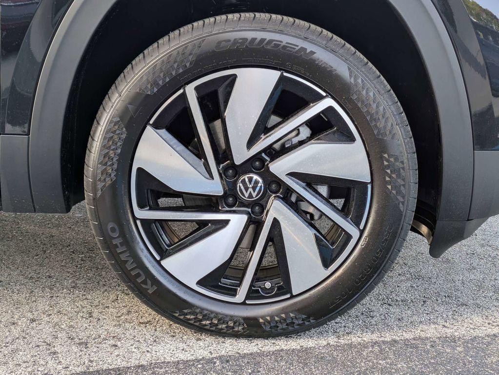 new 2026 Volkswagen Atlas car, priced at $51,291