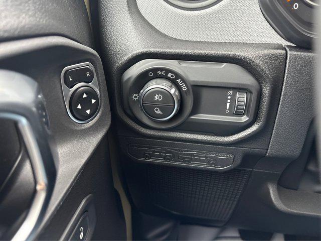 new 2026 Jeep Gladiator car, priced at $47,865