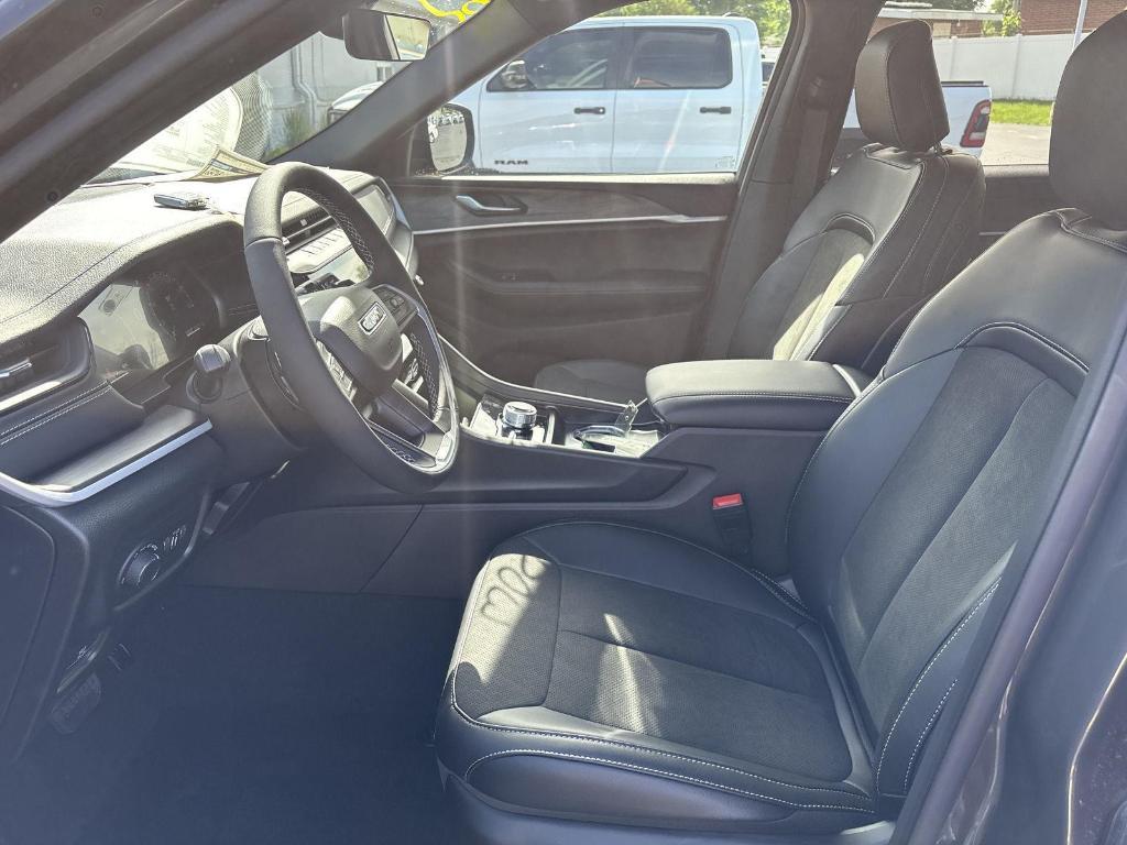 new 2026 Jeep Grand Cherokee L car, priced at $46,675