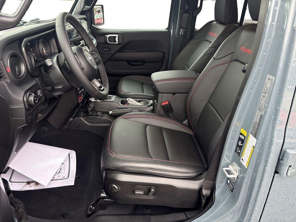 new 2026 Jeep Gladiator car, priced at $53,255